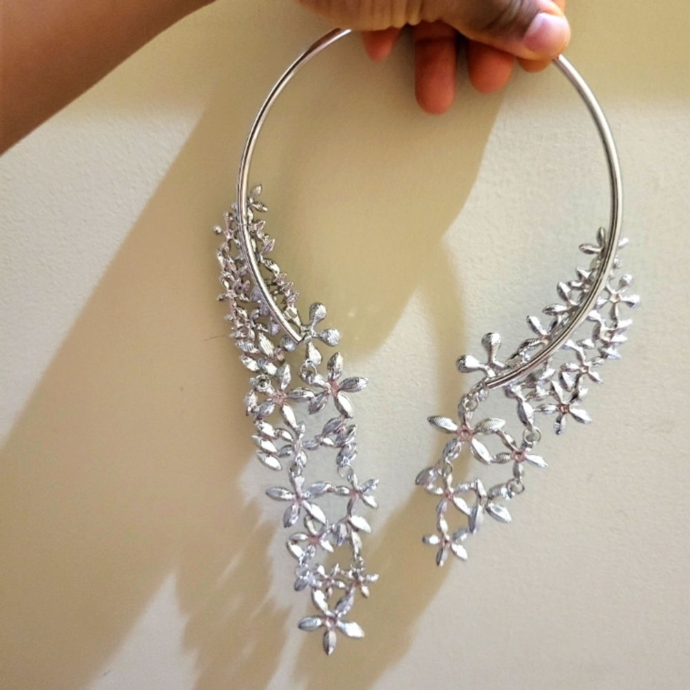 Costume necklace